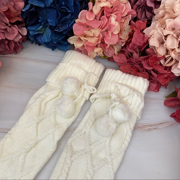 Sexy Over Knee White Cable Knit Socks with Pom Poms - Picture 4 of 13